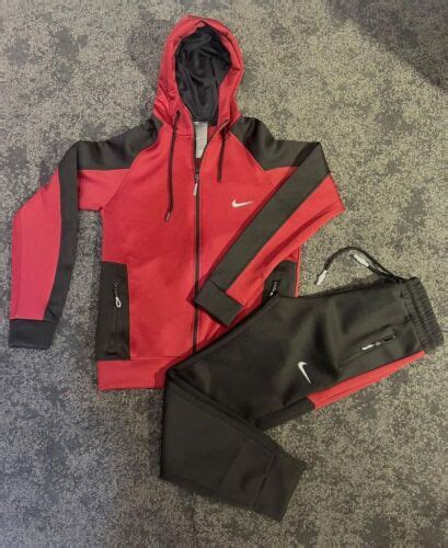 nike sportanzug herren gebraucht ebay kleinanzeigen|Nike Sportanzug online kaufen .